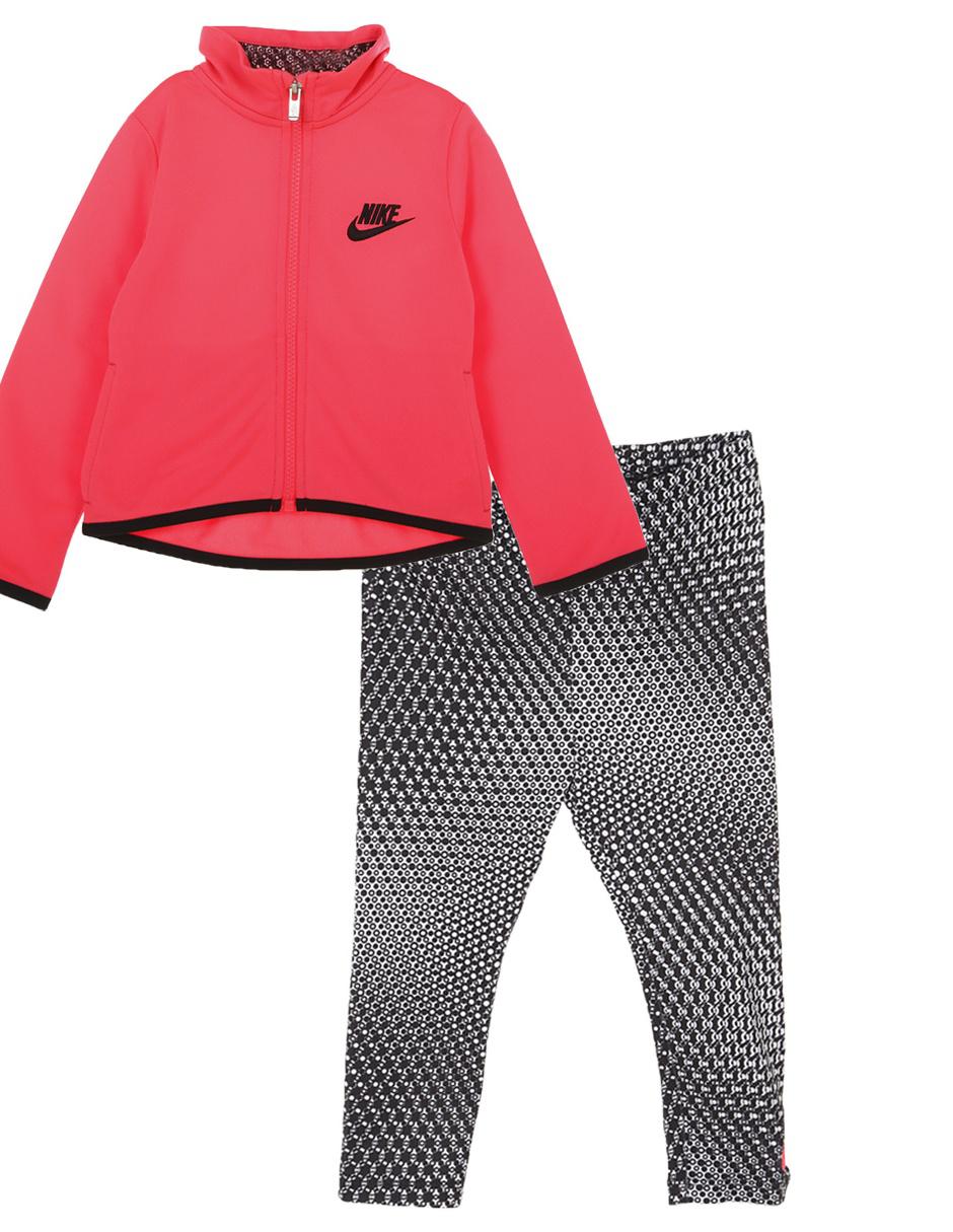 conjunto deportivo de niña nike
