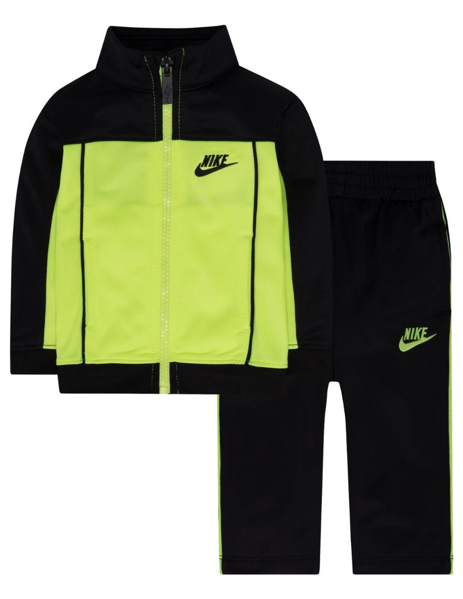 Conjunto deportivo Nike algodón para niño en Liverpool